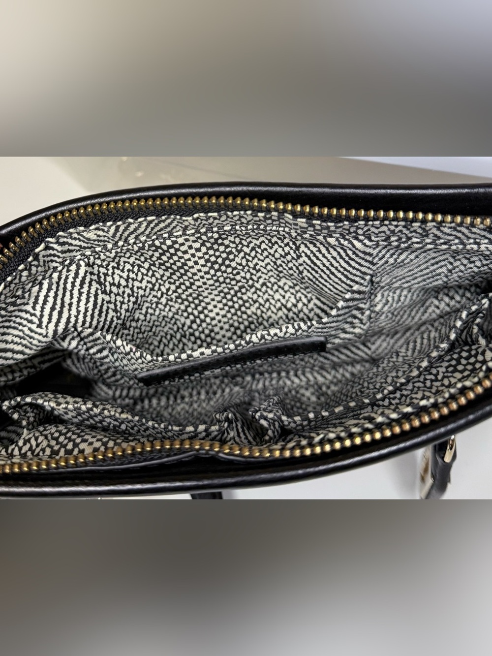 🆕 Rebecca Minkoff | Crosby Crossbody Bag Purse Clutch | Black Leather | Gold - Picture 7 of 16